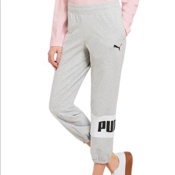 lavender fenty puma slides